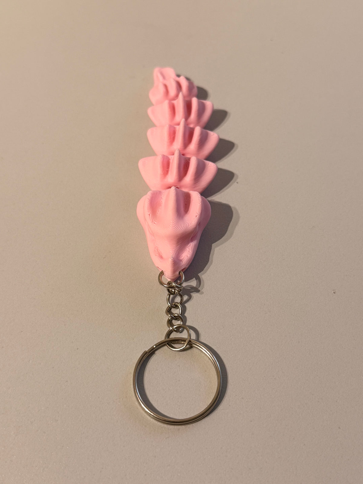 Porte-clés bébé dragon articulé imprimé en 3D, idée cadeau