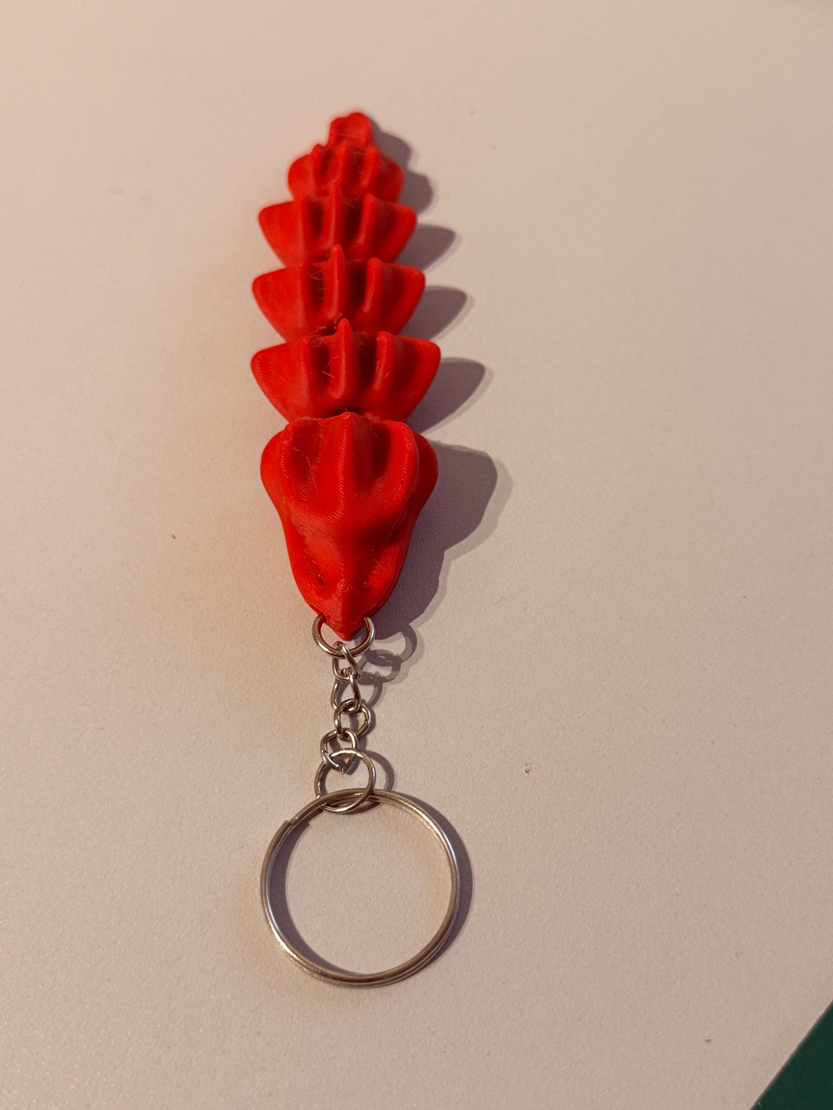 Porte-clés bébé dragon articulé imprimé en 3D, idée cadeau